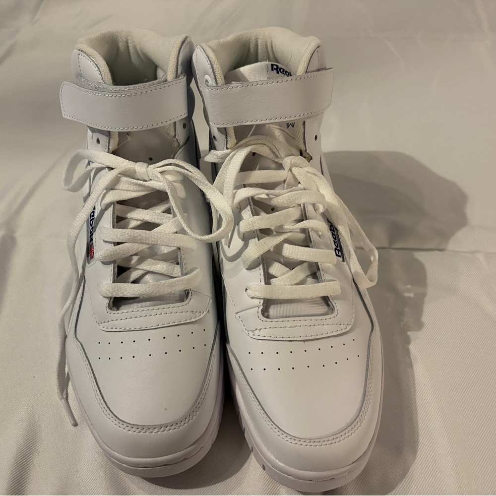 Reebok Classic Men’s White High-Top Sneakers